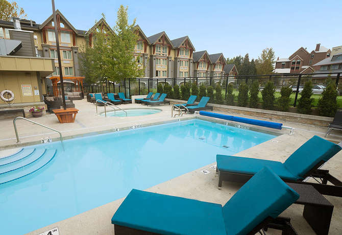 vakantie-naar-Aava Whistler Hotel-mei 2025