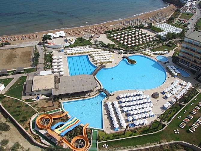 vakantie-naar-Acapulco Resort Convention Spa-mei 2024
