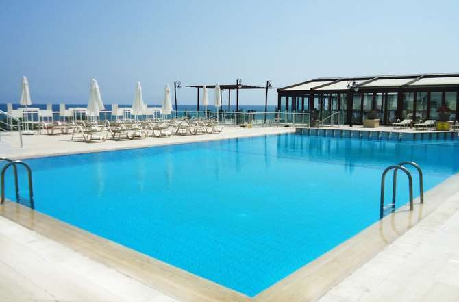 vakantie-naar-Ada Beach Hotel-mei 2025