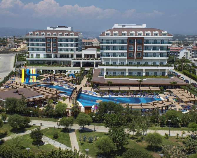 vakantie-naar-Adalya Ocean Deluxe-mei 2025