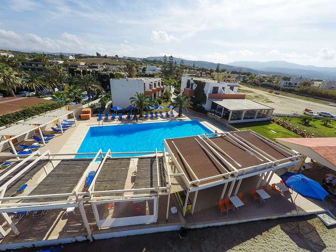 vakantie-naar-Adele Beach Hotel-mei 2025