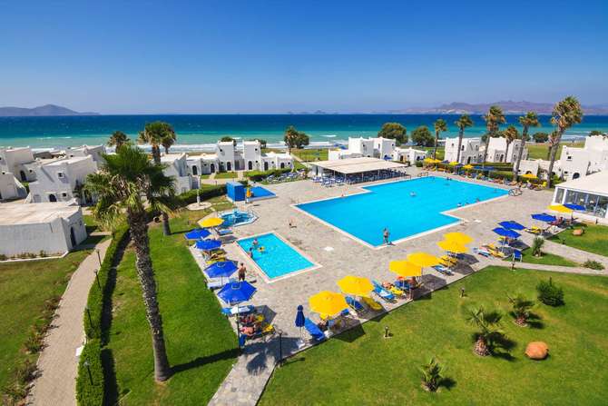 vakantie-naar-Aeolos Beach Hotel-april 2024