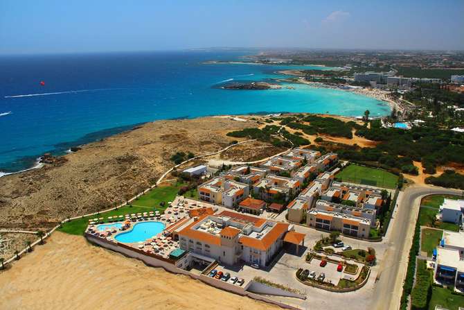 vakantie-naar-Aktea Beach Village-mei 2025