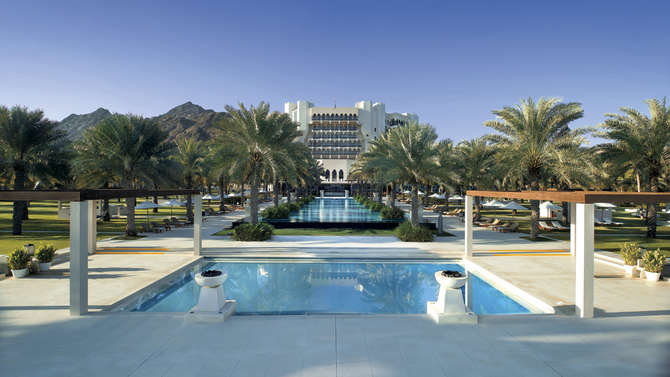vakantie-naar-Al Bustan Palace A Ritz Carlton Hotel-april 2024