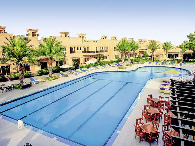 vakantie-naar-Al Hamra Village Golf Resort-mei 2024