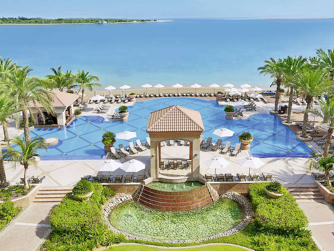 vakantie-naar-Al Raha Beach Hotel-juli 2025