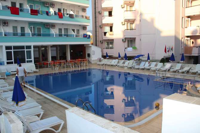 vakantie-naar-Alanya Mesut Hotel-mei 2025