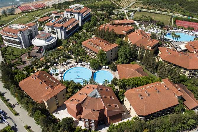 vakantie-naar-Alba Resort Hotel-mei 2025