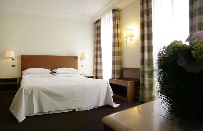 vakantie-naar-Albergo Santa Chiara-mei 2025