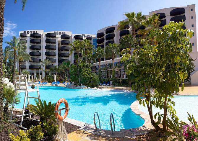 vakantie-naar-Albir Playa Hotel Spa-mei 2025