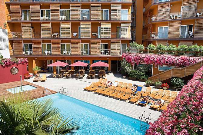 vakantie-naar-Alegria Plaza Paris-mei 2025