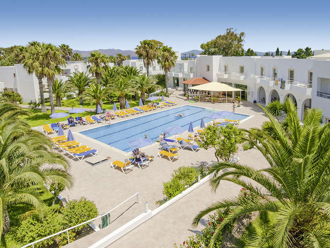 vakantie-naar-Alexandra Beach Hotel Appartementen-mei 2025