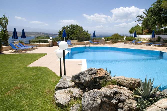 vakantie-naar-Alianthos Suites-mei 2025