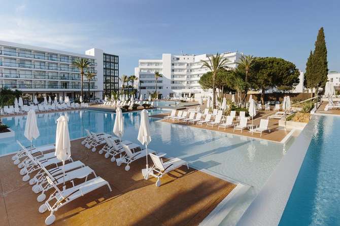vakantie-naar-Aluasoul Ibiza-april 2024