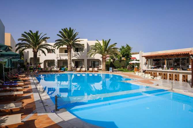 vakantie-naar-Amalthia Beach Resort-mei 2025