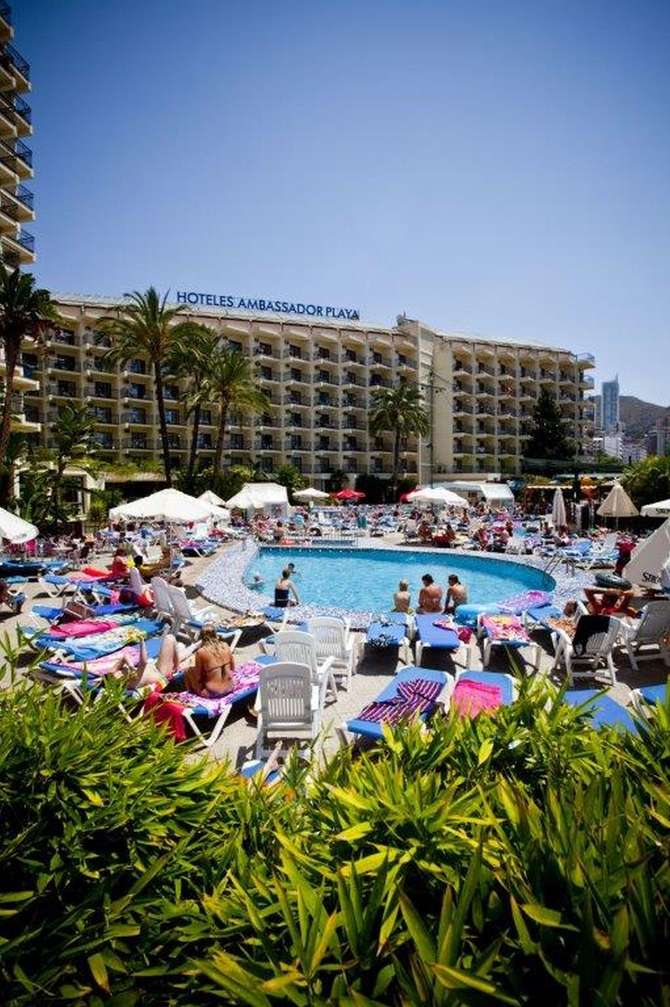 vakantie-naar-Ambassador Playa I-mei 2025