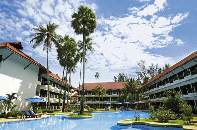vakantie-naar-Amora Beach Resort Phuket-mei 2024