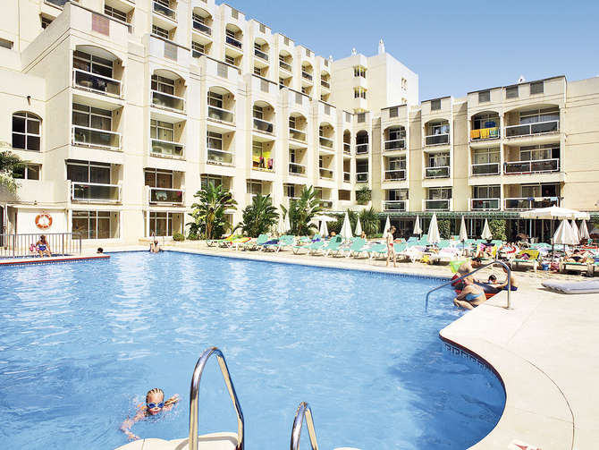 vakantie-naar-Aparthotel Aguamarina-mei 2025