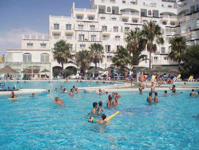 vakantie-naar-Aparthotel Bahia Serena-mei 2025