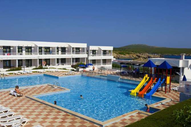 vakantie-naar-Aparthotel Beach Club-mei 2025