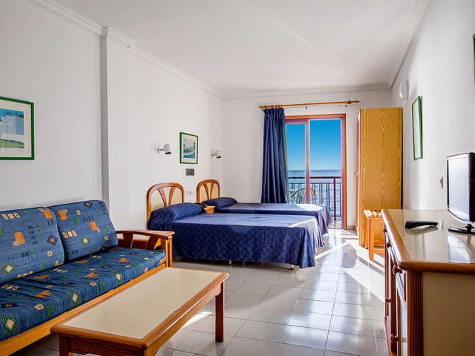 vakantie-naar-Aparthotel Castillete-april 2025