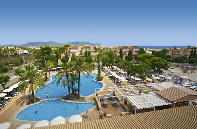 vakantie-naar-Aparthotel Ciudad Laurel-mei 2025
