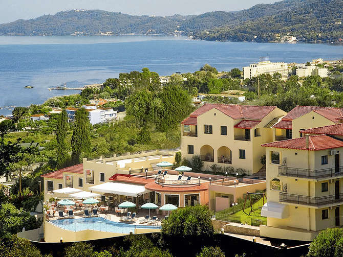 vakantie-naar-Aparthotel Corfu Pelagos-april 2024