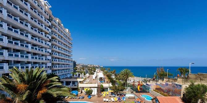 vakantie-naar-Aparthotel Europalace-mei 2025