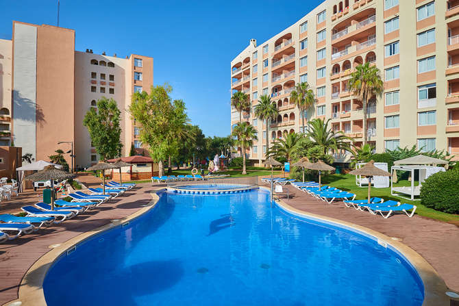 vakantie-naar-Aparthotel Hyb Eurocalas-mei 2025