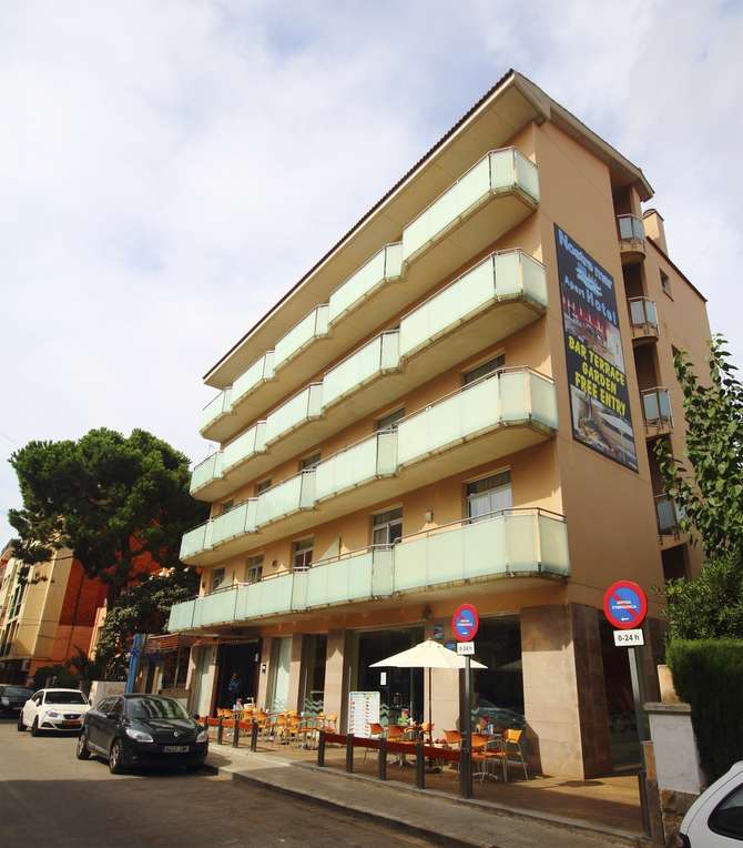 vakantie-naar-Aparthotel Nostre Mar-mei 2025