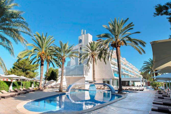 vakantie-naar-Aparthotel Playa De Muro Suites-mei 2025