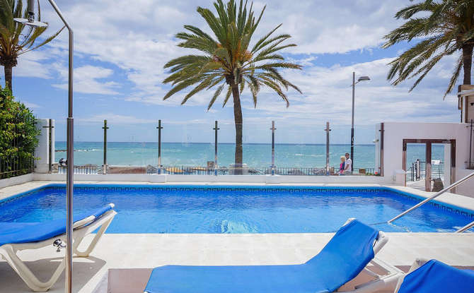 vakantie-naar-Aparthotel Puerto Azul-mei 2025