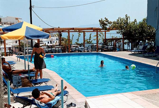 vakantie-naar-Aparthotel Sofia Mythos Beach-mei 2025