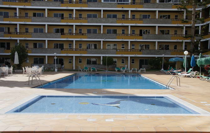 vakantie-naar-Appartementen Los Tilos-april 2024