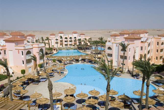 vakantie-naar-Aqua Blu Resort-mei 2025