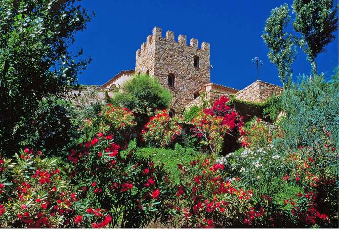 vakantie-naar-Arbatax Park Resort Monte Turri Luxury Retreat-mei 2025