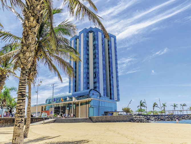 vakantie-naar-Arrecife Gran Hotel Spa-mei 2025