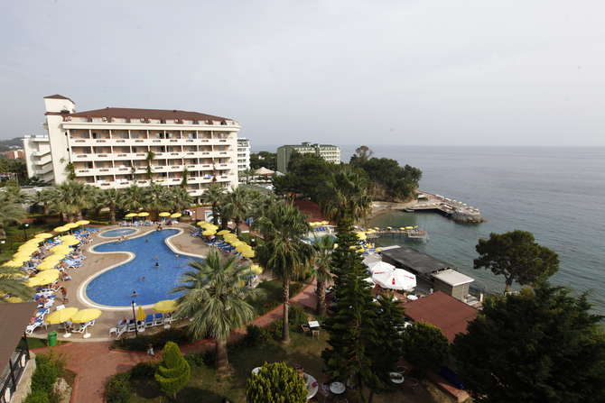 vakantie-naar-Aska Bayview Resort-mei 2025