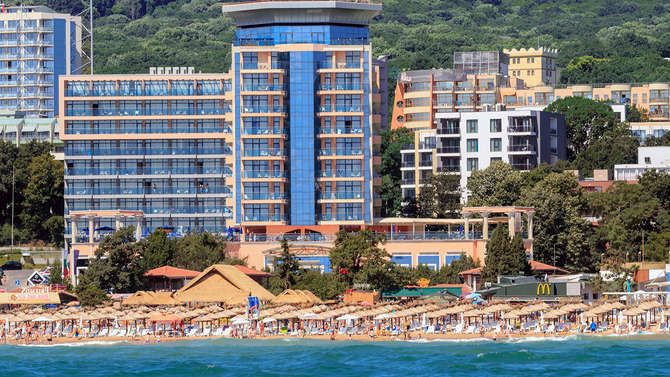 vakantie-naar-Astera Hotel Spa-mei 2025