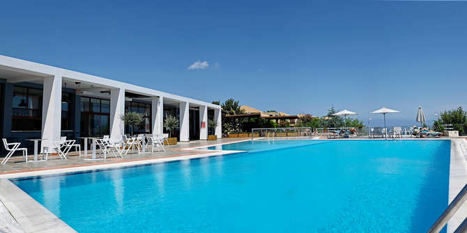 vakantie-naar-Asteris Hotel-mei 2025