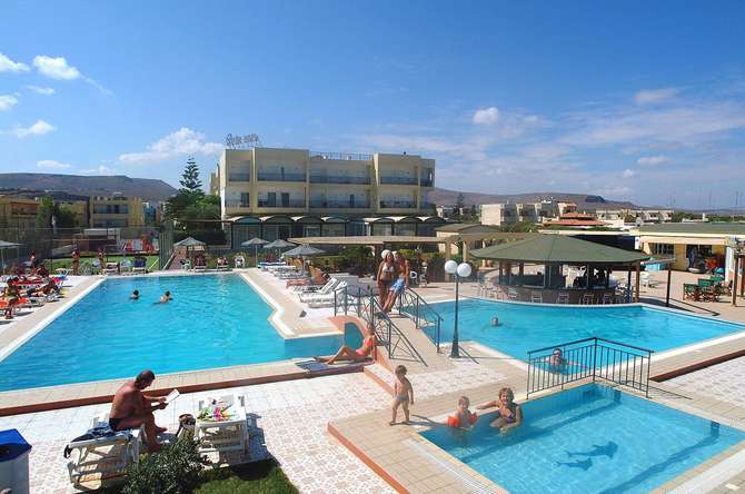 vakantie-naar-Astir Beach Hotel-mei 2025