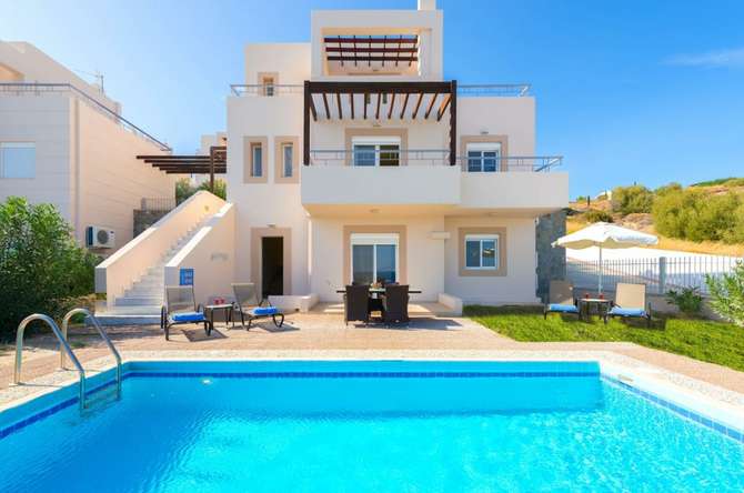 vakantie-naar-Athoniki Villas-mei 2025