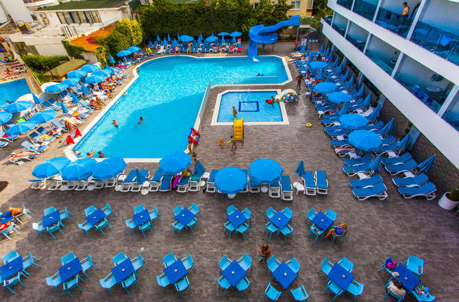 vakantie-naar-Avena Resort Spa-mei 2025