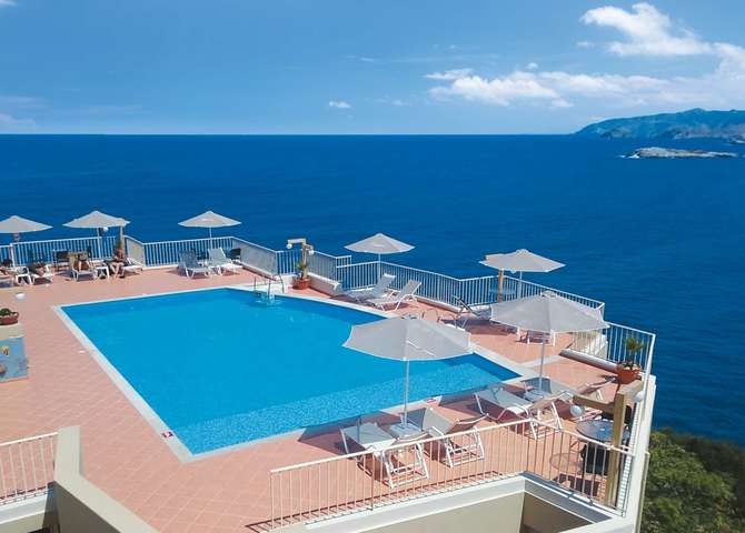 vakantie-naar-Bali Blue Bay Hotel-mei 2025