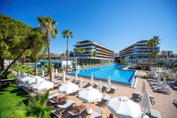 vakantie-naar-Barut Acanthus Cennet-mei 2025