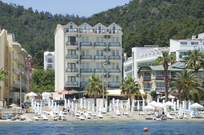 vakantie-naar-Bb Yuzbasi Beach Hotel-mei 2024