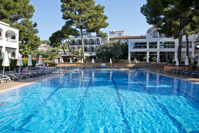 vakantie-naar-Beach Club Font De Sa Cala-mei 2025