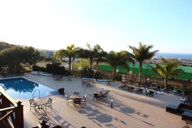vakantie-naar-Bella View Hotel-mei 2025
