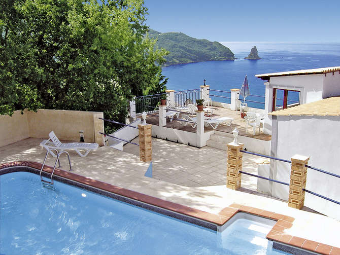 vakantie-naar-Belvedere Aghios Gordios-mei 2025