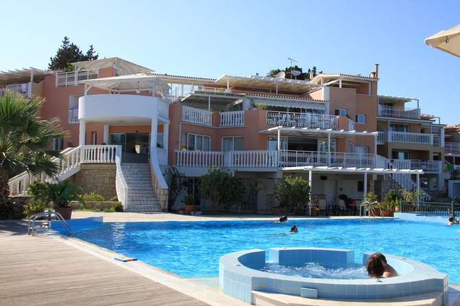 vakantie-naar-Belvedere Luxury Suites-mei 2025
